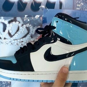 Nike Air Jordan 1 blue chill